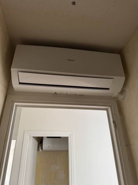 entreprise de climatisation pour la pose d'un système altech a saint raphael 