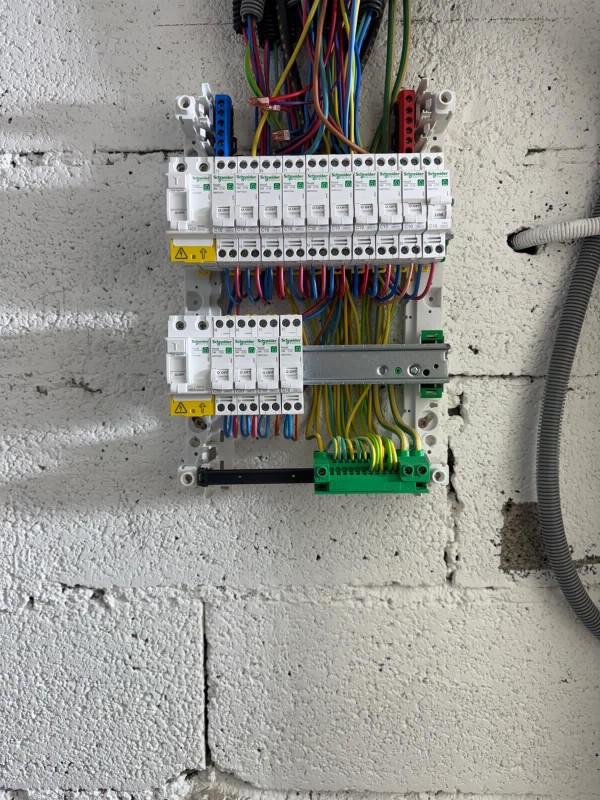 electricien renovation villa maison appartement frejus saint raphael 